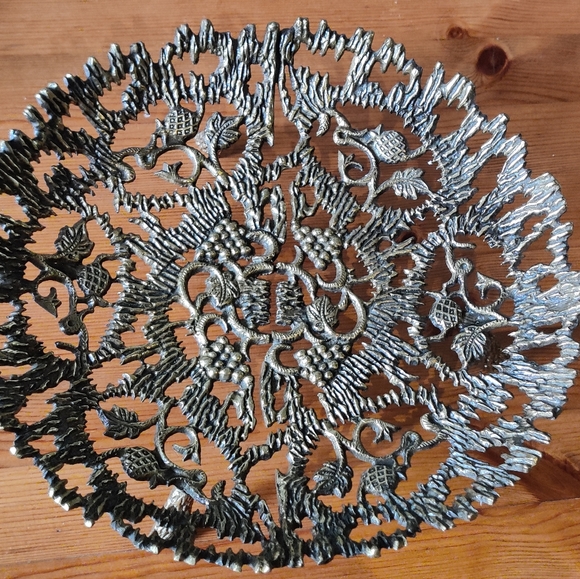 Vintage Modernist Solid Brass Footed Tray Plate Made in Israel - Picture 9 of 9